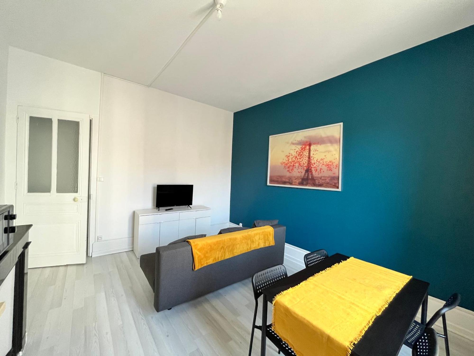 Appartement Le Boheme - Proche Centre Ville Et Gare St Etienne Saint-Etienne  Exterior foto